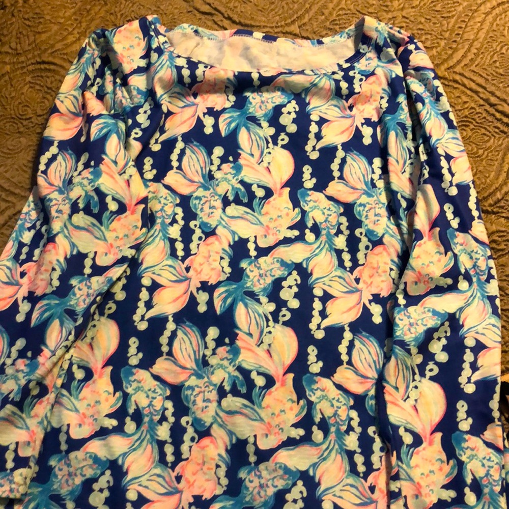 Looks like a Lilly print, but it isn’t.  medium.